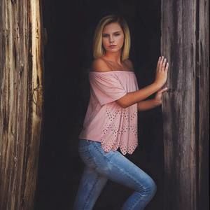 Meet your Posher, Skyler